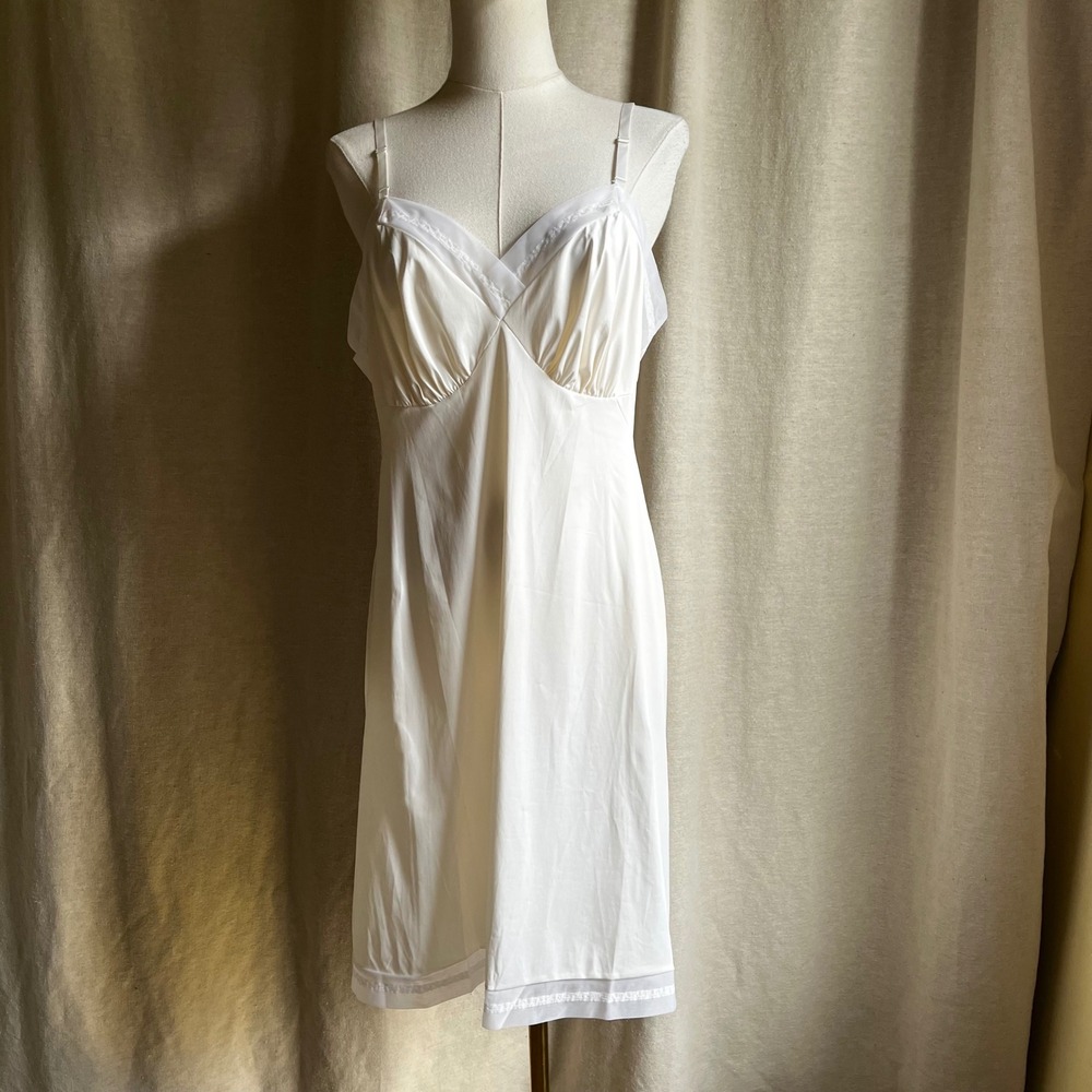 Vintage Vanity Fair White Slip Dress‎ Made in USA XS/S